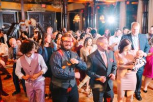 complete weddings dj dancefloor 300x200