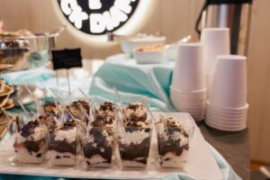 et voila catering ponderosa portraits black diamond lodge dessert 300x200