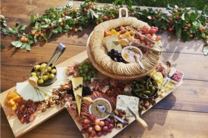 et voilas catering nosh board 300x200