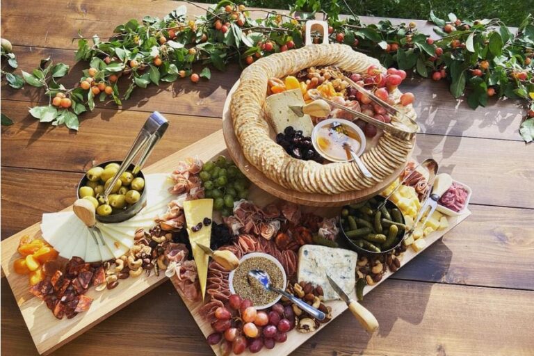 et voilas catering nosh board 768x512
