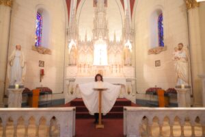 suzanne chavez officiant santa fe 300x200