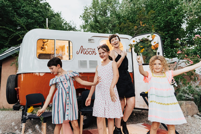 wedding guest activities experience 768x512