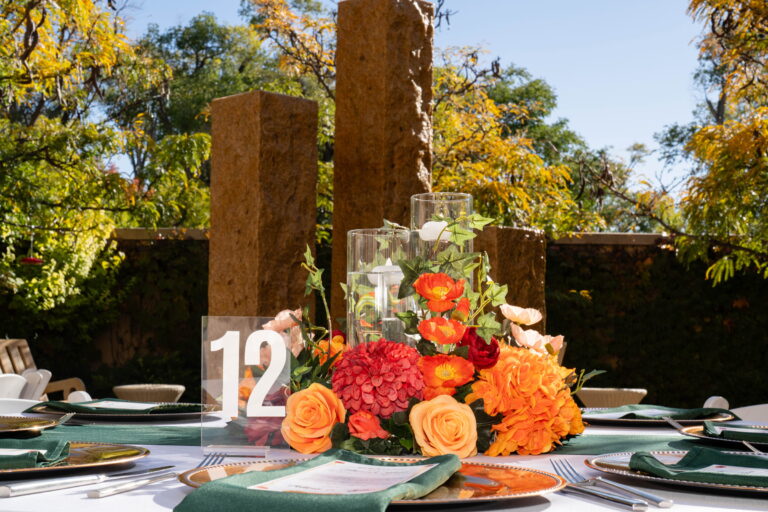 arranged elegance tablescape 1 768x512