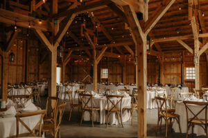 logriverranch wedding reception cabin 300x200