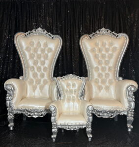 Bougie Throne Chair Fam 1 283x300