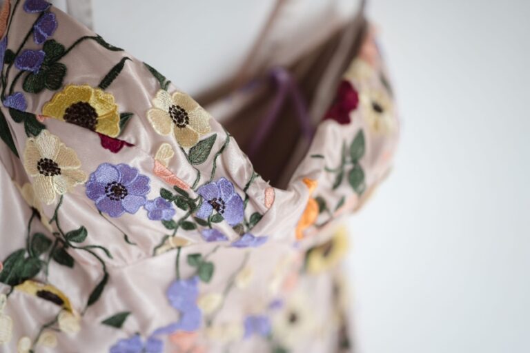 sew whateva matt blasing photography floral dress close up 768x512